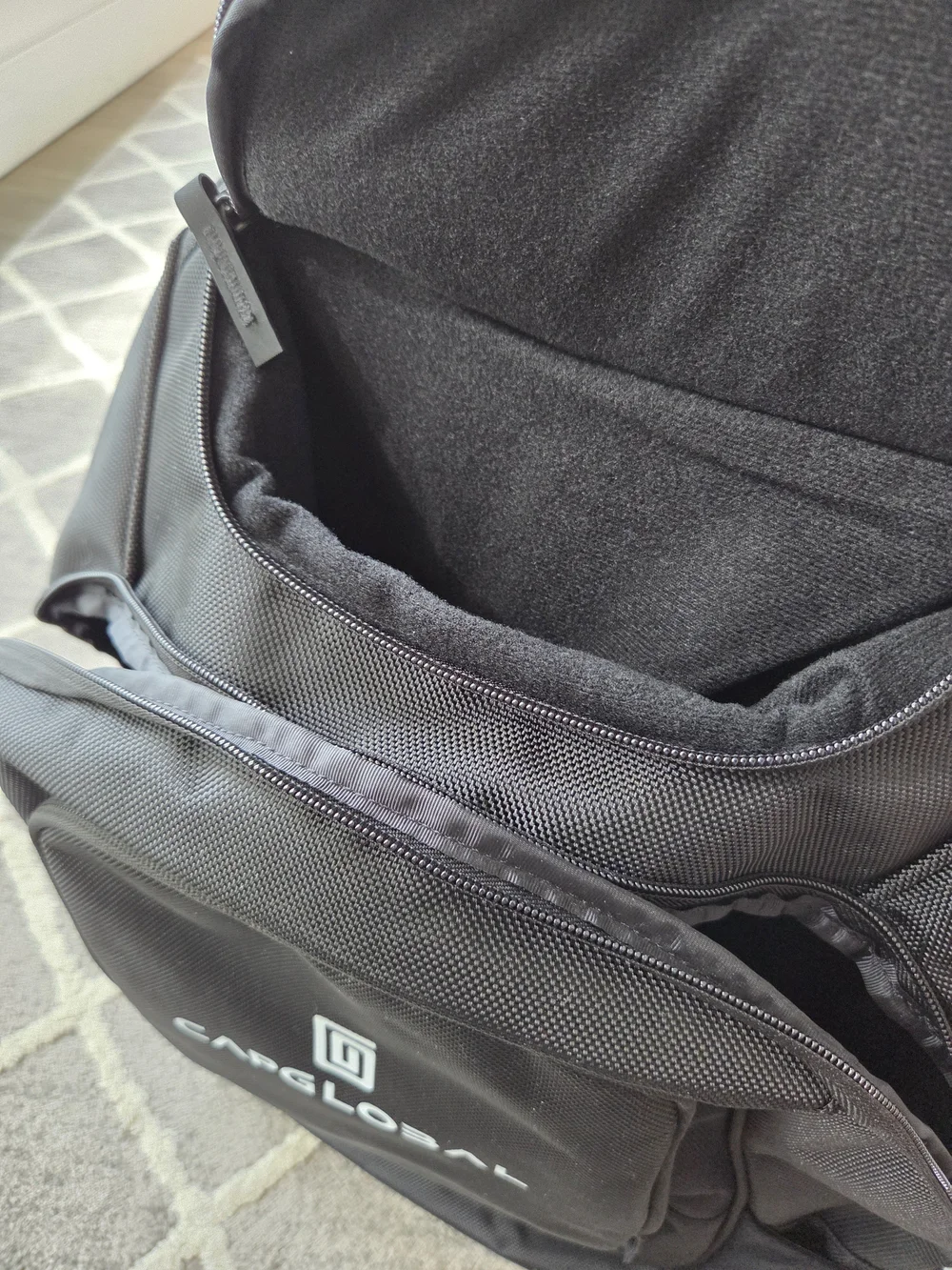 NWOT Large Black Tech Backpack - Picture 8 of 9